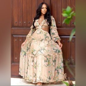 Gorgeous Floral Print Maxi Dress